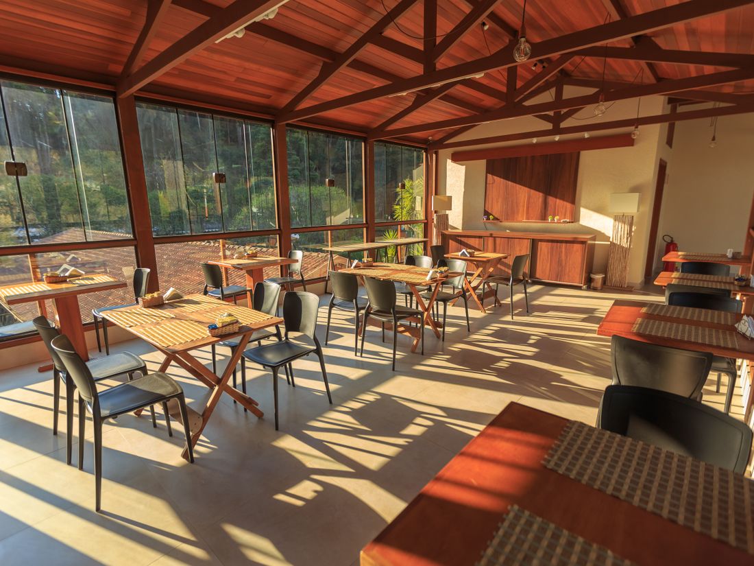 Sala amb llum natural
